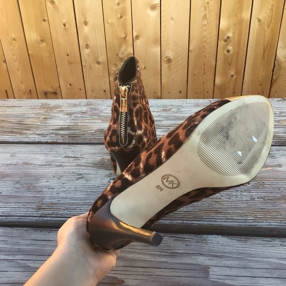 Michael Kors cheetah print booties - Picture 6 of 9